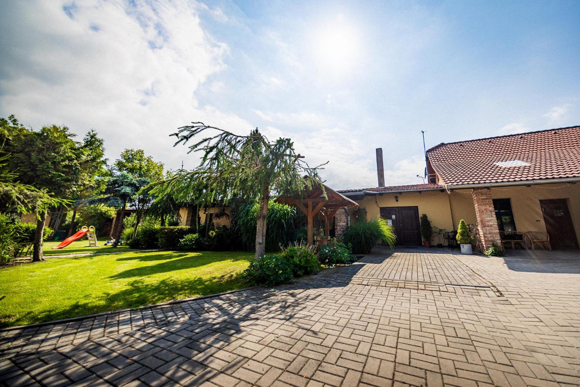 Villafilippa Kresetice Zewnętrze zdjęcie