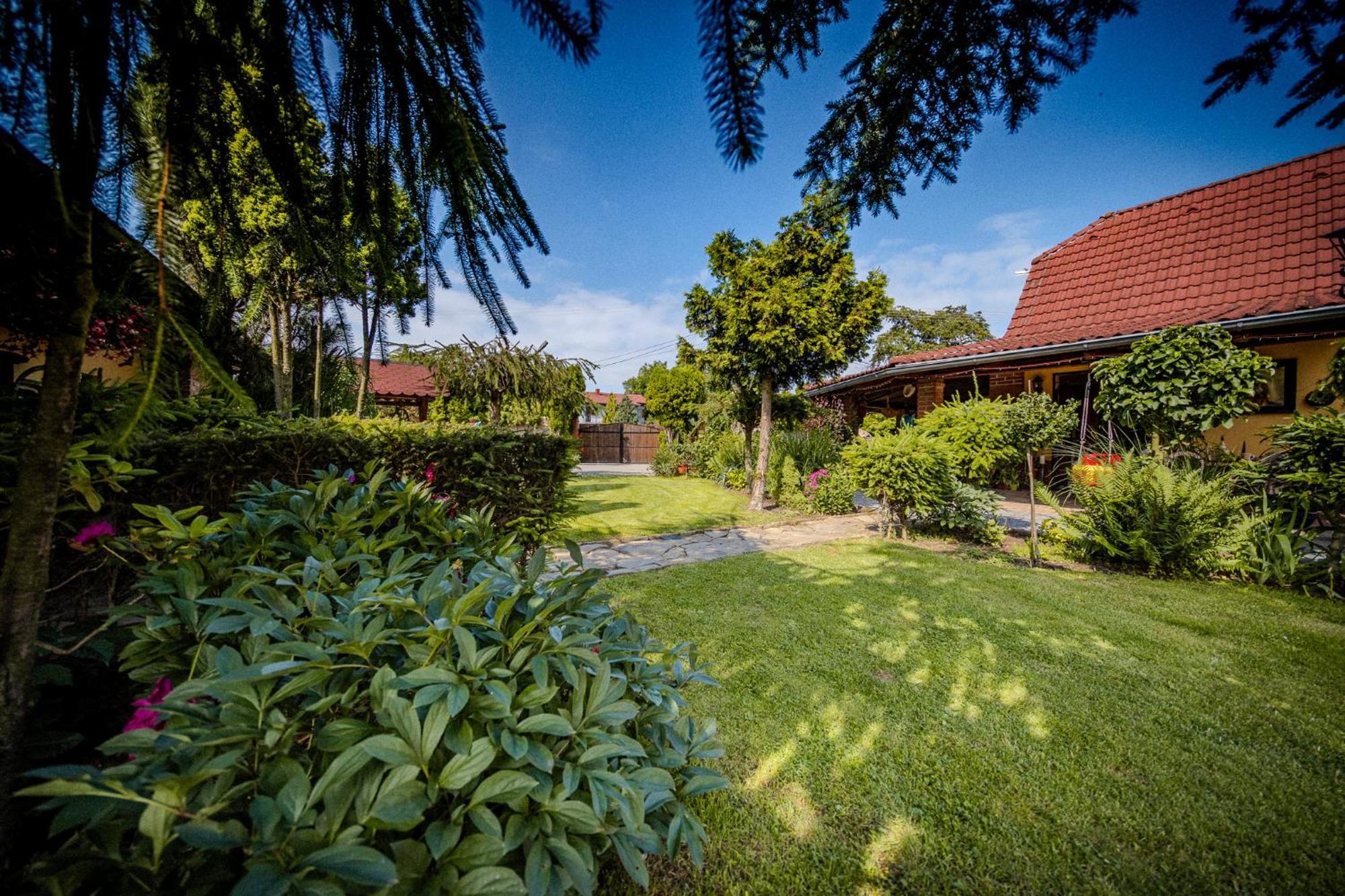 Villafilippa Kresetice Zewnętrze zdjęcie